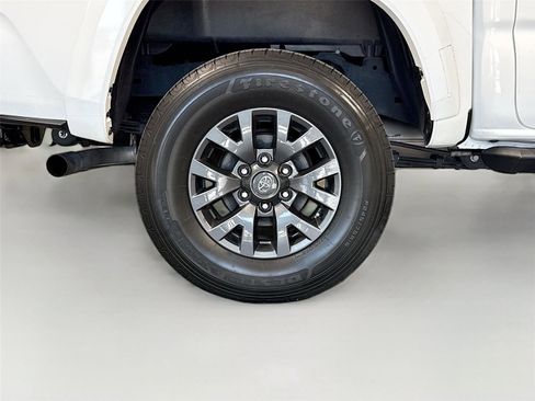 Used 2023 Toyota Tacoma SR5 w/ Technology Package RWD image 32