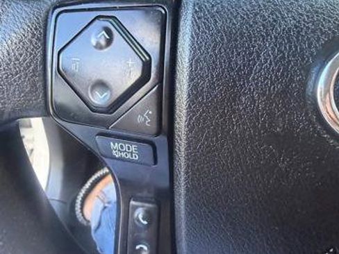 Used 2021 Toyota Tacoma SR5 image 15