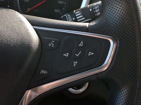 Used 2020 Chevrolet Equinox LT FWD image 20