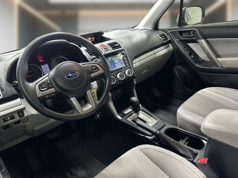 Used 2018 Subaru Forester 2.5i Premium w/ Protection Package #1 AWD/4WD image 13