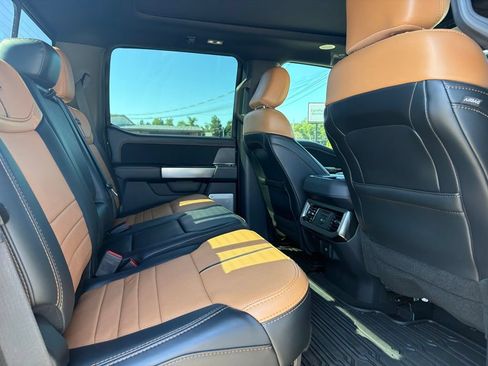 Used 2024 Ford F250 Platinum AWD/4WD image 26