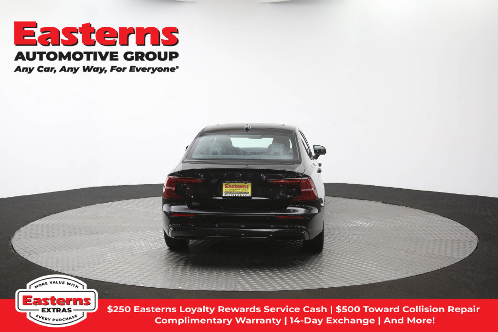 Used 2024 Volvo S60 B5 Plus FWD image 43