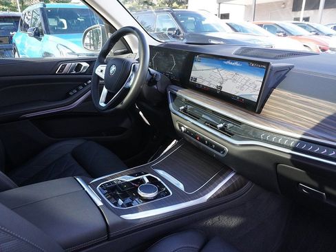 Used 2023 BMW X7 xDrive40i w/ Premium Package image 39