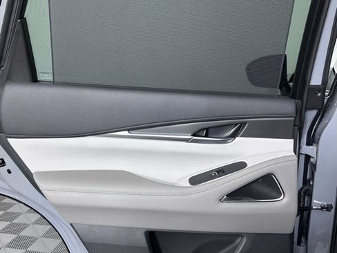 New 2026 INFINITI QX60 Luxe image 19