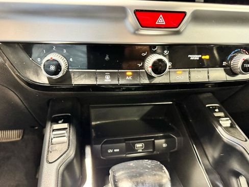 Used 2020 Kia Telluride S FWD image 10