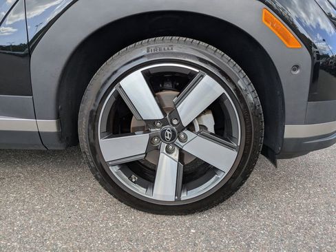 Used 2024 Hyundai Santa Fe Limited image 10