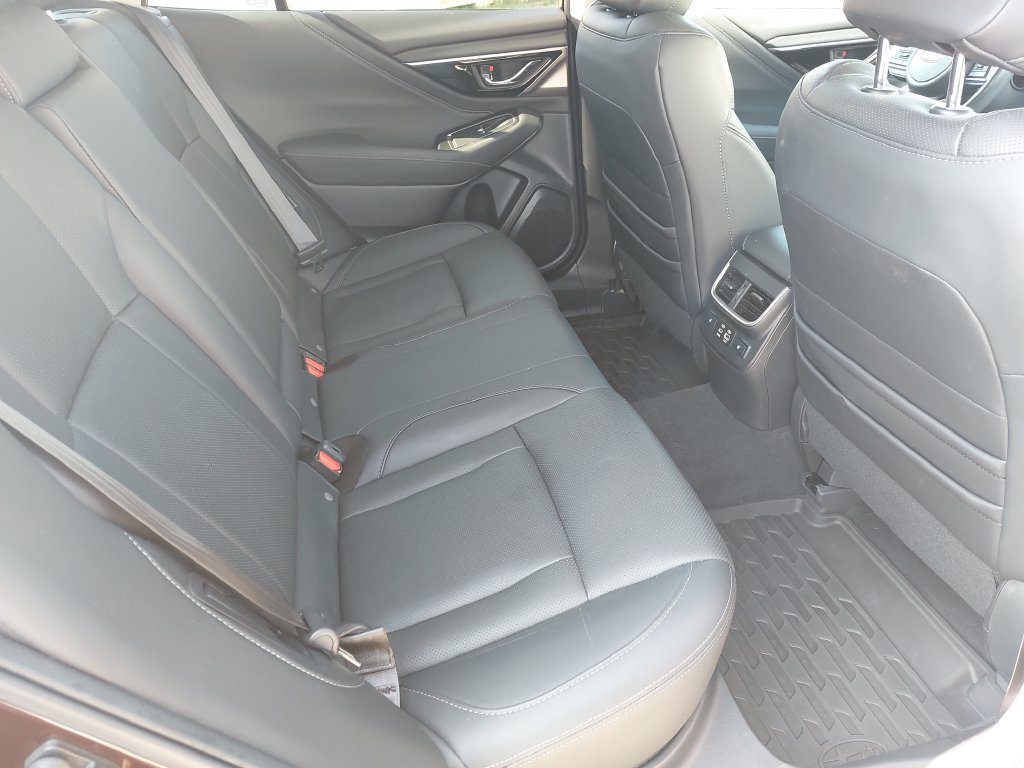 Used 2024 Subaru Outback Touring AWD/4WD image 33