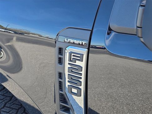 Used 2024 Ford F250 Lariat w/ Lariat Ultimate Package image 32