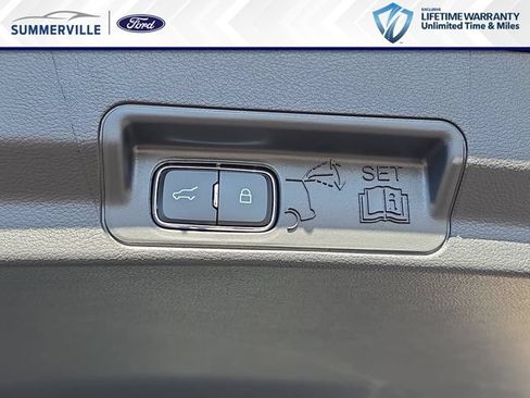 New 2026 Ford Explorer Active RWD image 15