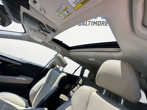 Used 2023 Subaru Outback Limited AWD/4WD image 18