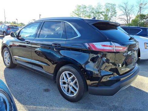 Used 2021 Ford Edge SEL w/ Convenience Package image 9