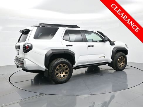 Used 2025 Toyota 4Runner 4WD image 7