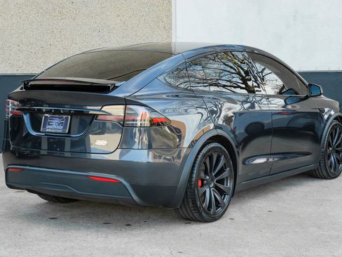 Used 2023 Tesla Model X Plaid image 8