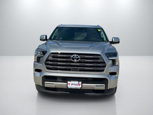 Used 2023 Toyota Sequoia Limited AWD/4WD image 2