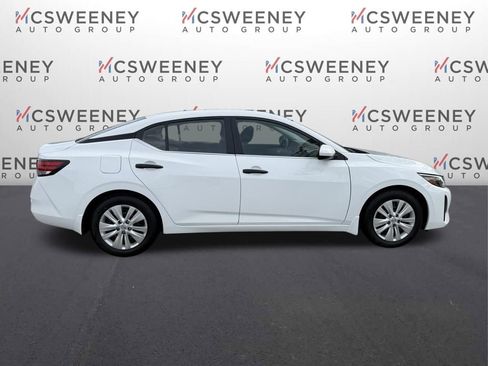 Used 2025 Nissan Sentra S image 6