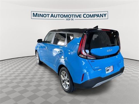Used 2023 Kia Soul S image 5