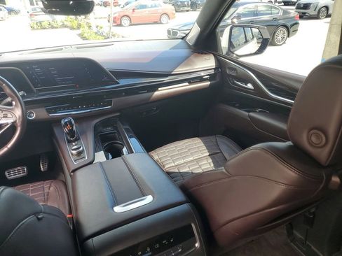 Used 2023 Cadillac Escalade V w/ LPO, ONYX Package AWD/4WD image 21