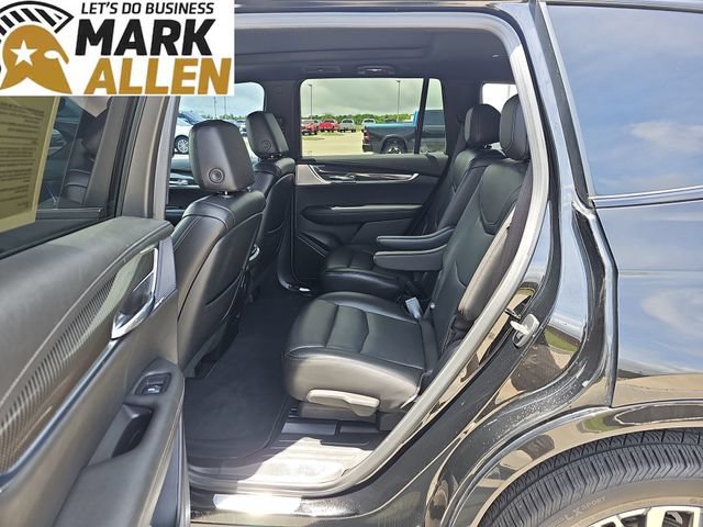 Used 2023 Cadillac XT6 Sport w/ Technology Package AWD/4WD image 25