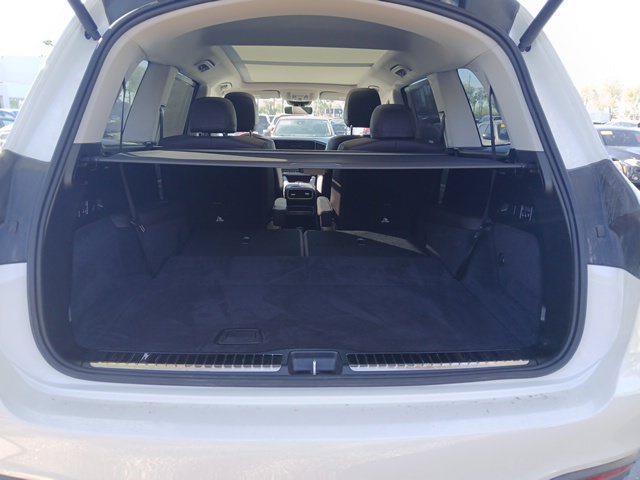Used 2023 Mercedes-Benz GLS 450 4MATIC w/ AMG Line Exterior image 5