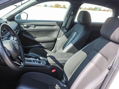 Certified 2025 Honda Civic Sport image 18