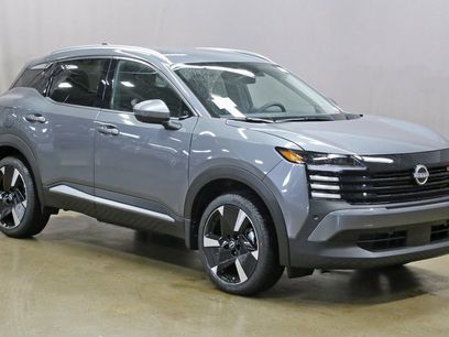 New 2025 Nissan Kicks SR