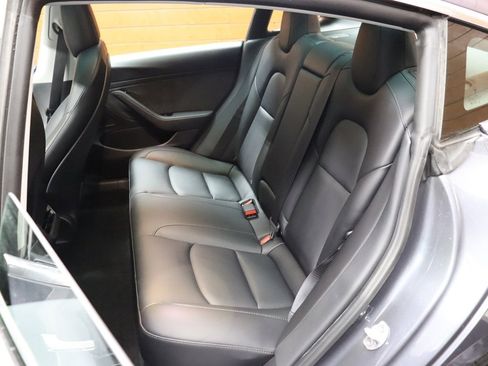 Used 2020 Tesla Model 3 Long Range image 30