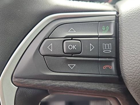 New 2026 Jeep Grand Cherokee Altitude RWD image 23