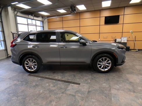 Used 2024 Honda CR-V EX-L image 12