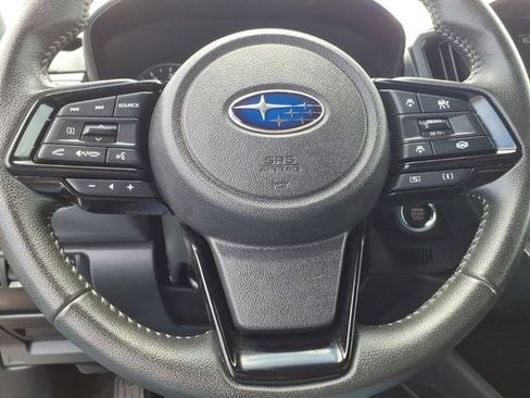 Used 2025 Subaru Forester Premium AWD/4WD image 18