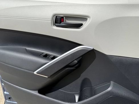 Used 2026 Toyota Corolla Cross L FWD image 21