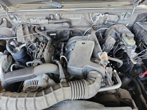 Used 2004 Ford Ranger XL image 19