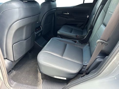 Used 2024 Lexus GX 550 w/ Accessory Package (Z1) AWD/4WD image 15