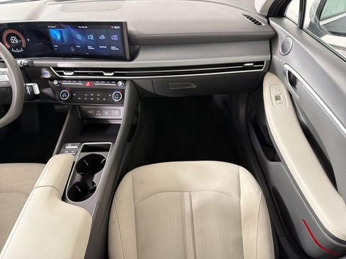 Used 2025 Hyundai Sonata SEL FWD image 25
