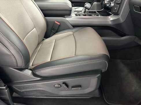 Used 2025 Ford F150 Lariat w/ Equipment Group 501A Mid image 60