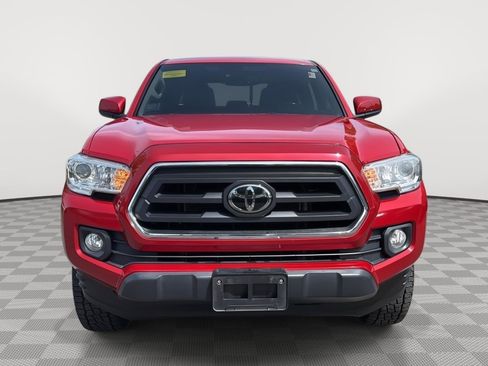 Used 2021 Toyota Tacoma SR5 AWD/4WD image 2