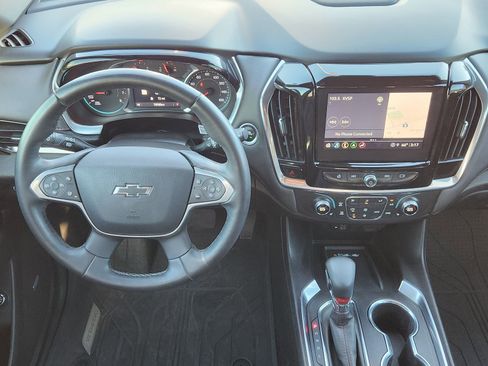 Used 2023 Chevrolet Traverse RS w/ LPO, Floor Liner Package image 31