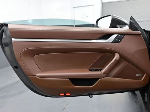 Certified 2024 Porsche 911 Targa 4S AWD/4WD image 7