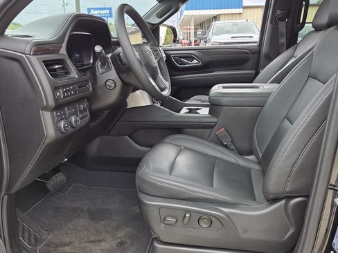 Used 2023 Chevrolet Tahoe Z71 w/ Z71 Off-Road Package AWD/4WD image 12