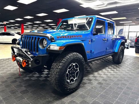 Used 2023 Jeep Gladiator Mojave w/ Cold Weather Group image 7