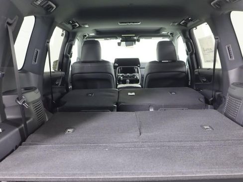 New 2026 Lexus LX 700h Luxury image 26