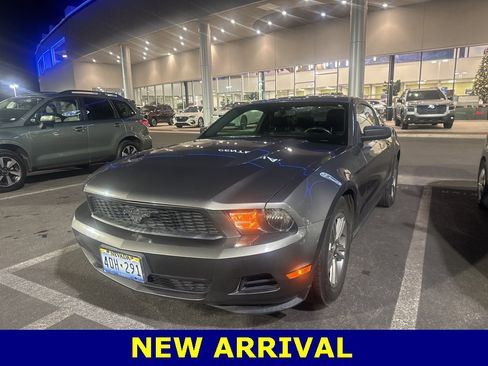 Used 2011 Ford Mustang Premium w/ Comfort Pkg image 1