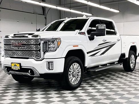 Used 2022 GMC Sierra 3500 Denali w/ Denali Ultimate Package image 11