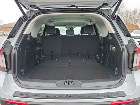 New 2026 Ford Explorer Active image 10