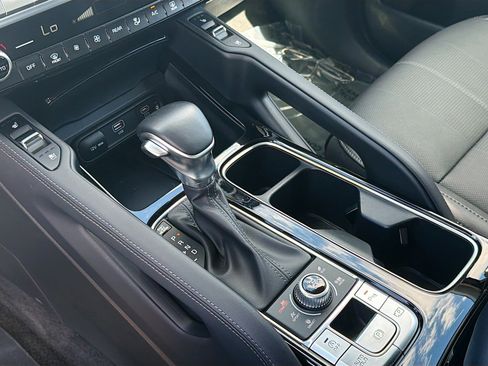 Used 2023 Kia Telluride SX image 30