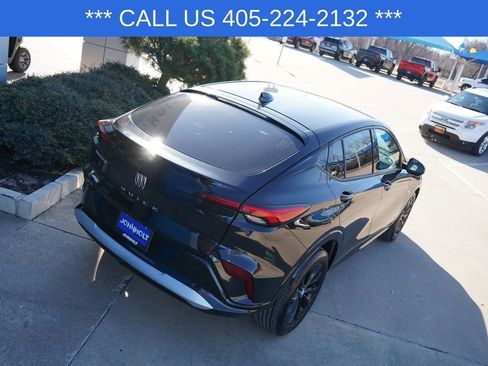 Used 2025 Buick Envista Sport Touring image 13