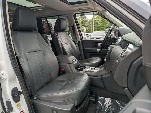 Used 2015 Land Rover LR4 HSE AWD/4WD image 37