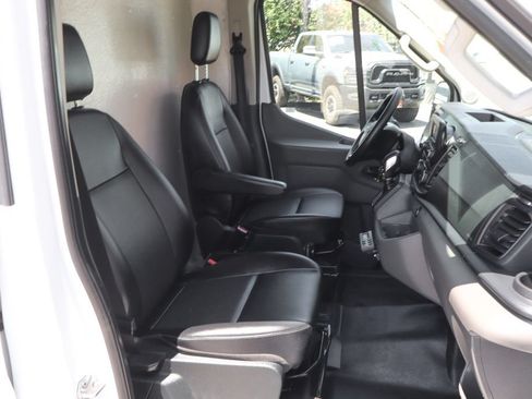 Used 2022 Ford Transit 250 148 High Roof Extended RWD image 41