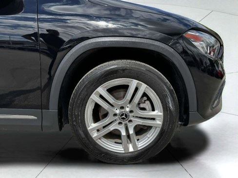 Used 2021 Mercedes-Benz GLA 250 4MATIC w/ Premium Package image 56