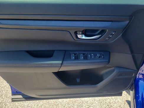 Certified 2025 Honda CR-V Sport-L image 8