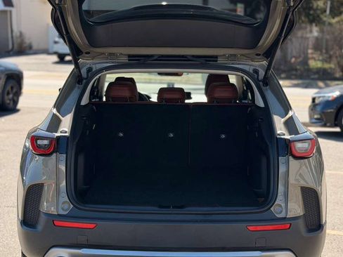 Used 2023 MAZDA CX-50 Meridian Edition w/ Cargo Package image 12